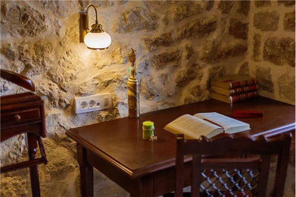 House K1, for 16 persons