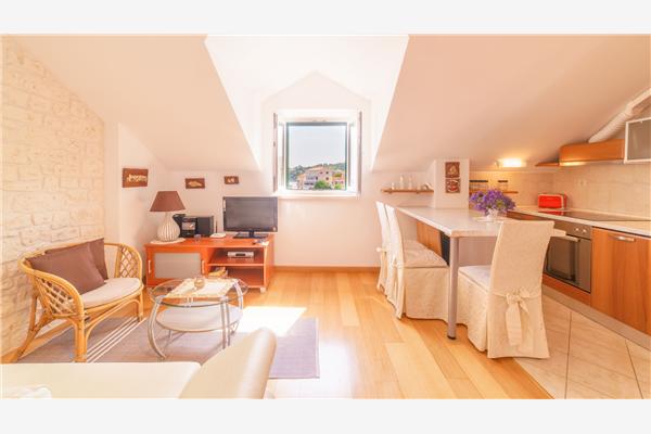 House K1, for 10 persons