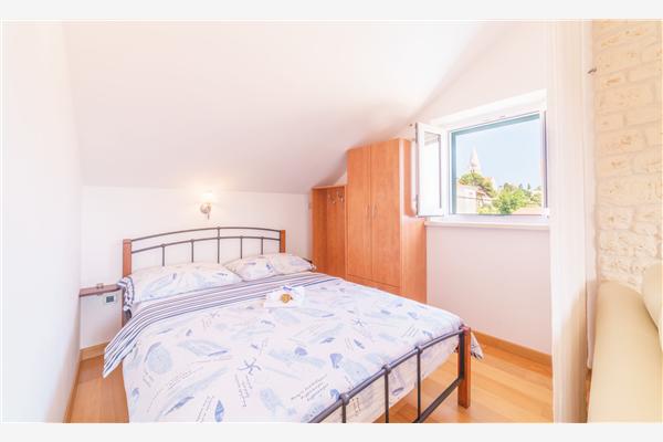 House K1, for 10 persons