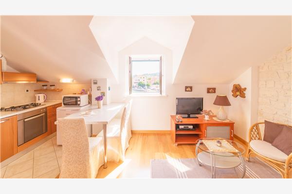 House K1, for 10 persons