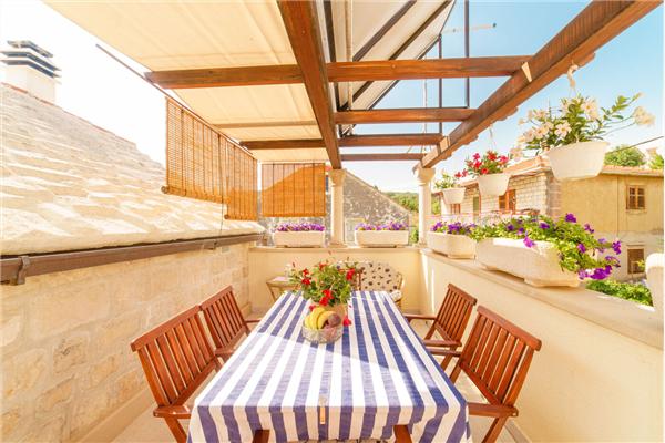 House K1, for 10 persons