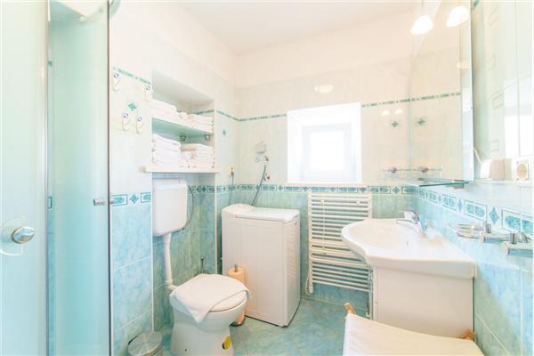 House K1, for 10 persons