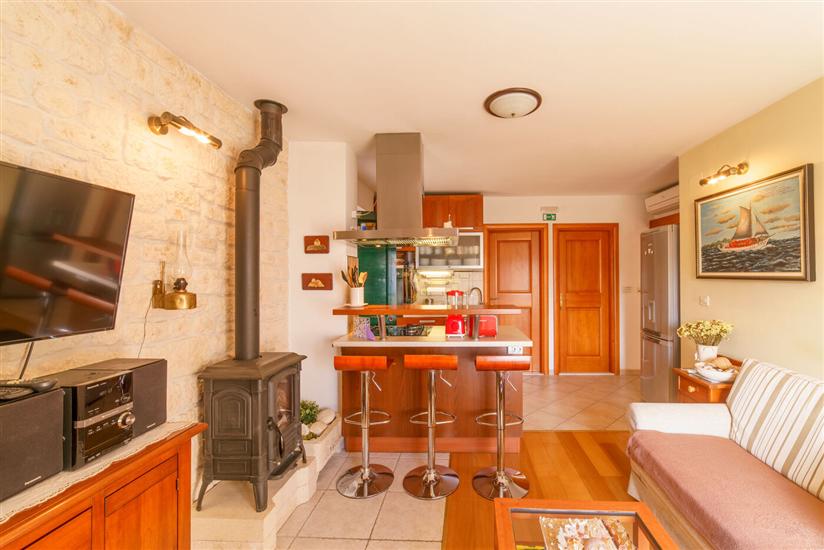 House K1, for 10 persons