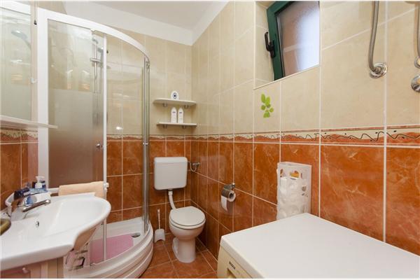 House K1, for 5 persons