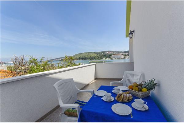 Apartment A1, for 4 persons