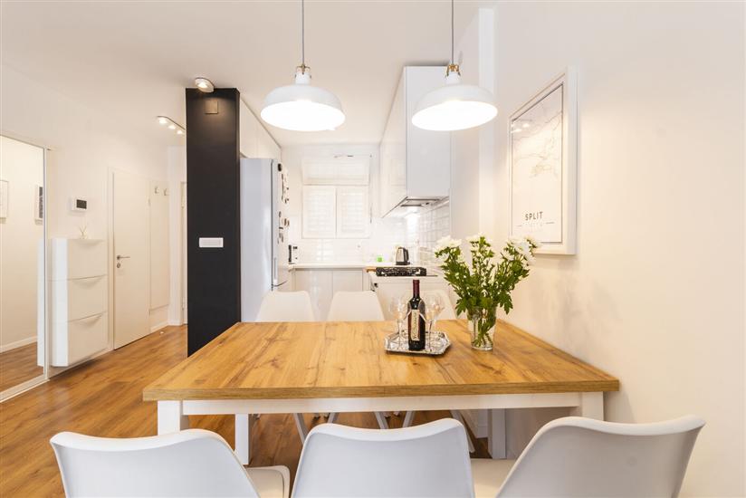 Apartment A1, for 6 persons