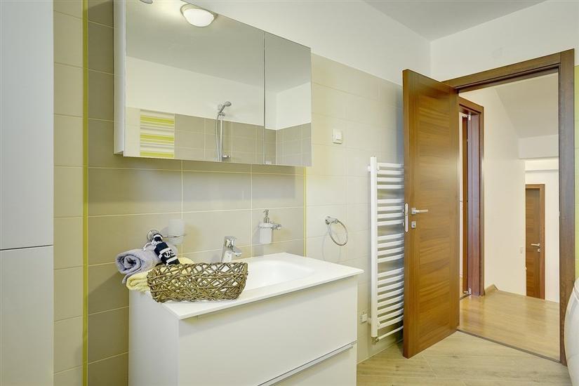 House K1, for 14 persons