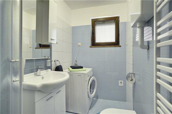 House K1, for 14 persons