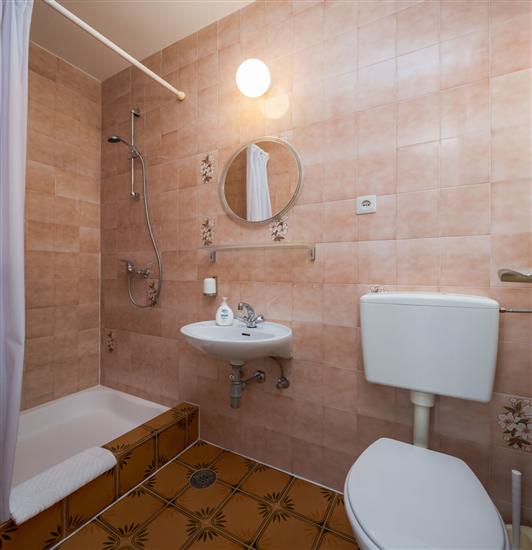 Apartment A2, for 4 persons