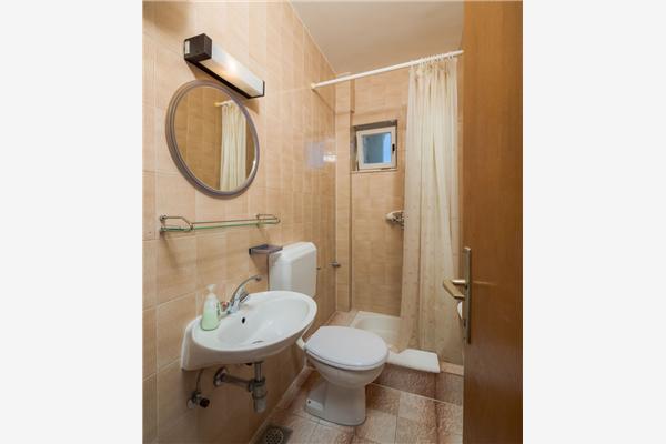 Room S1, for 2 persons