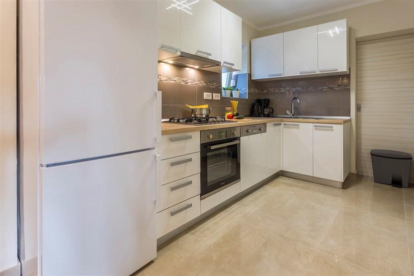 House K1, for 10 persons