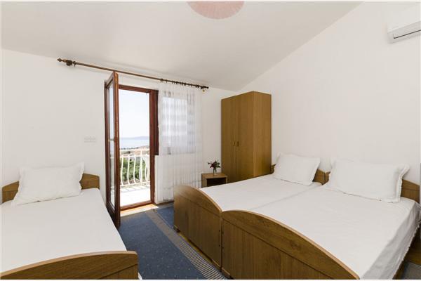 Apartment A2, for 3 persons