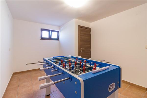 House K1, for 14 persons