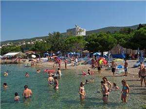Namestitev z bazenom Reka in Riviera Crikvenica,RezervirajDijanaOd 235 €