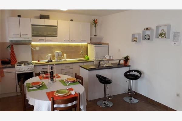 Apartman A1, na 5 osebe