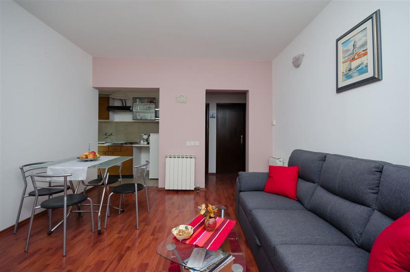 Apartment A2, for 4 persons