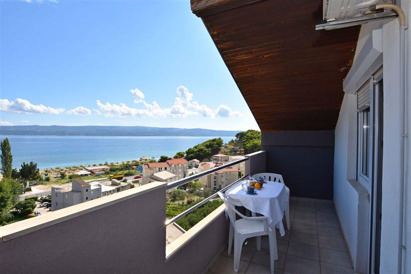 Apartment A4, for 8 persons