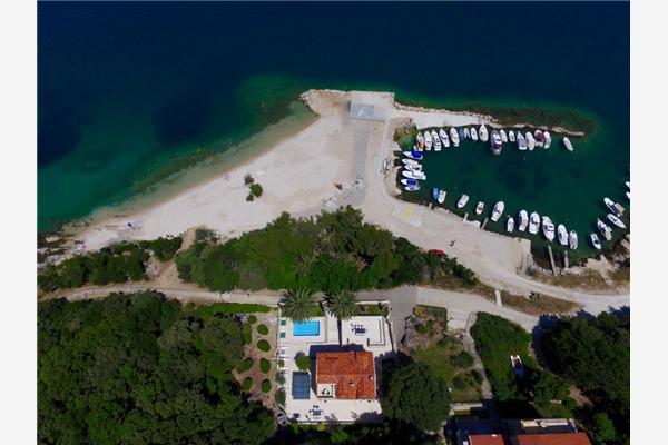 House K1, for 9 persons