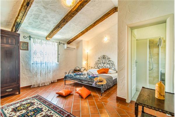 House K1, for 8 persons