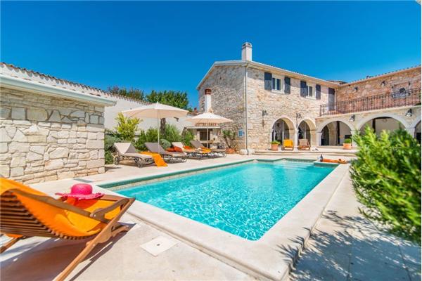 House K1, for 8 persons