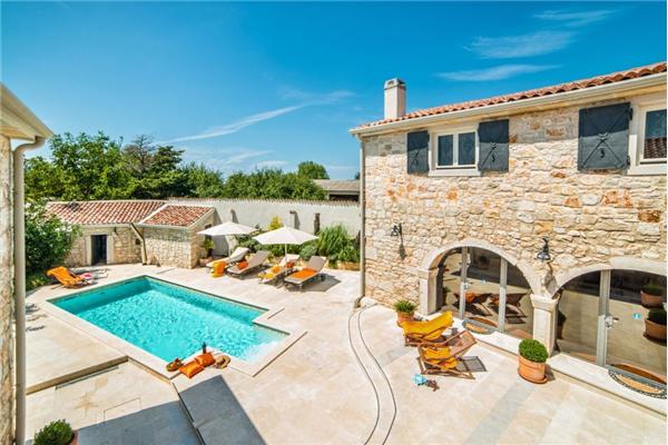 House K1, for 8 persons