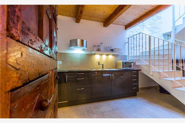 House K1, for 11 persons