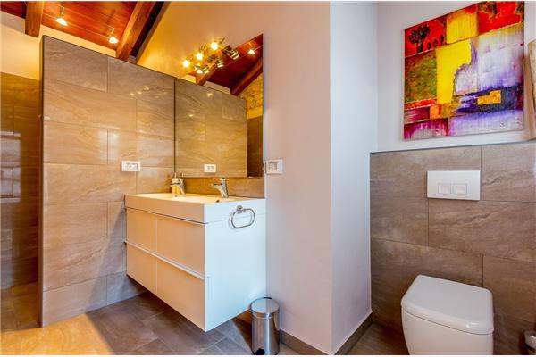 House K1, for 11 persons