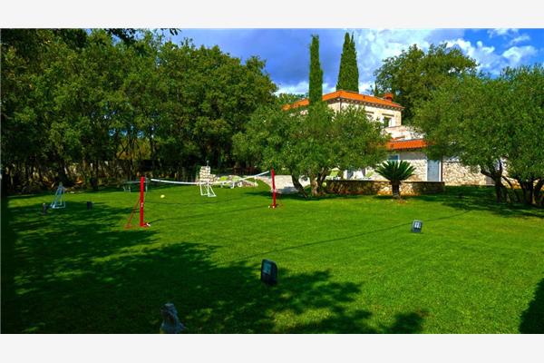 House K1, for 8 persons