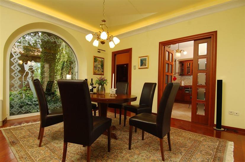 House K1, for 8 persons