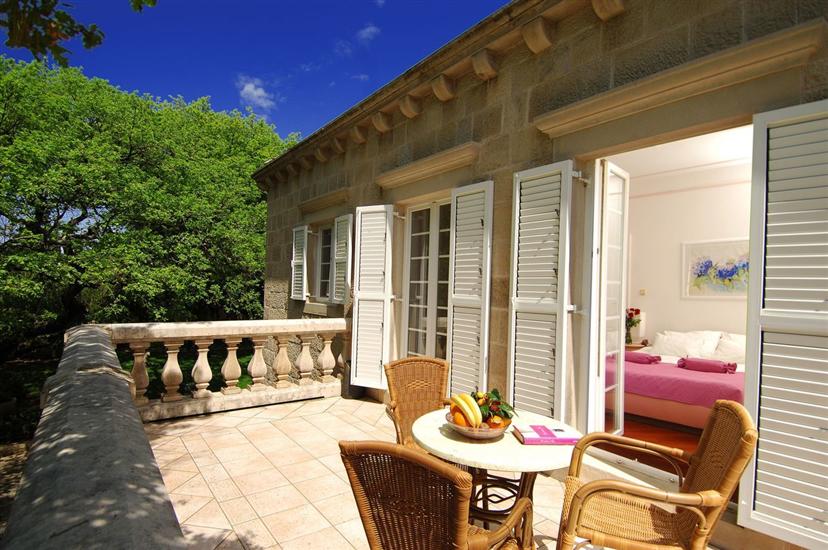 House K1, for 8 persons