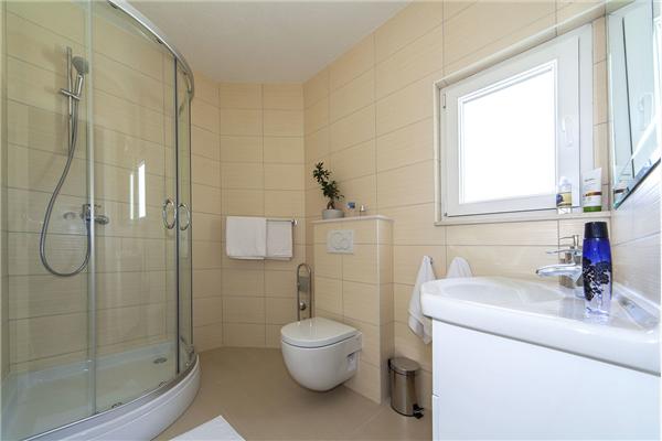 House K1, for 10 persons