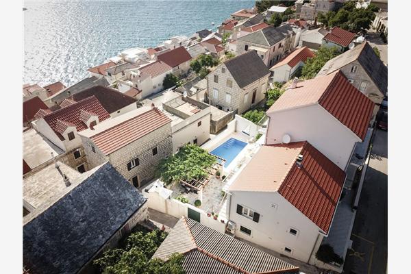 House K1, for 10 persons