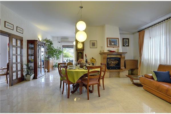 House K1, for 16 persons