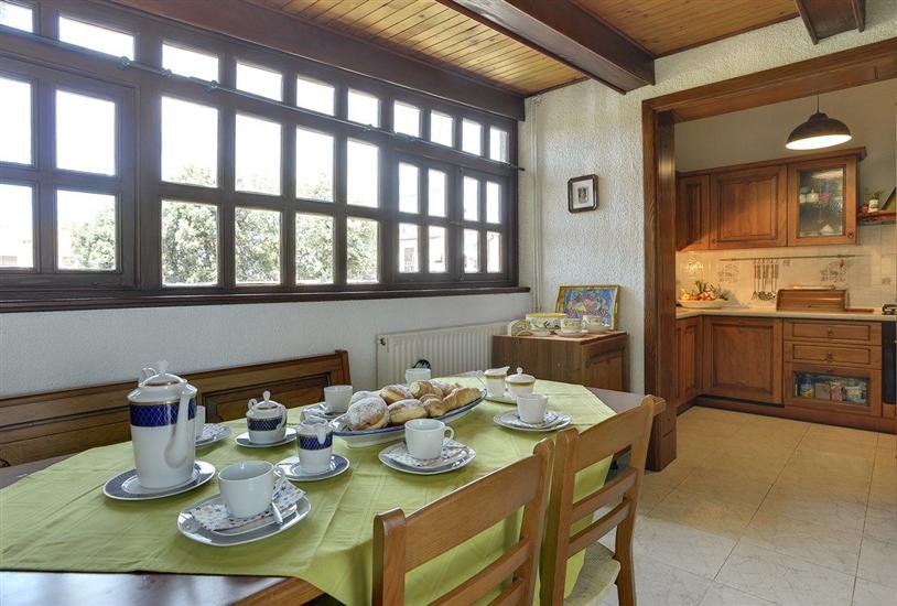 House K1, for 16 persons