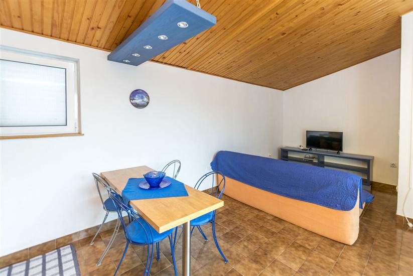 Apartment A2, for 4 persons