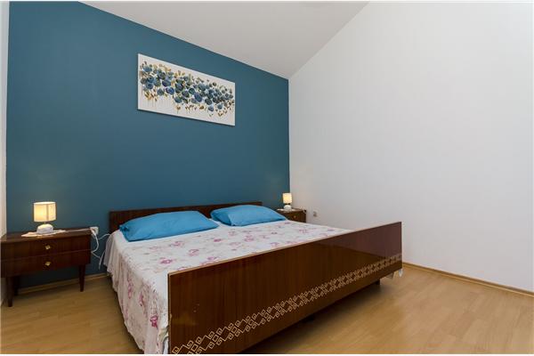 Apartment A2, for 3 persons