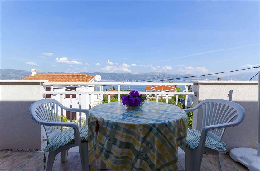 Apartment A2, for 3 persons