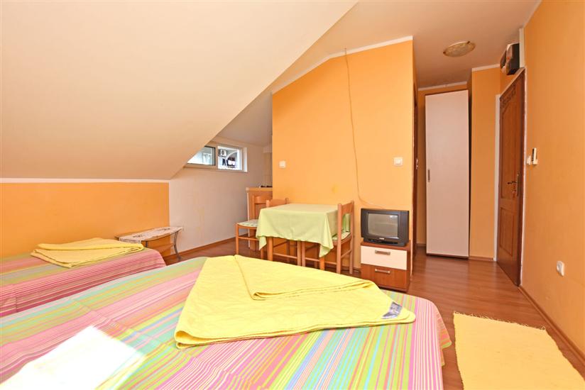 Apartment A3, for 3 persons
