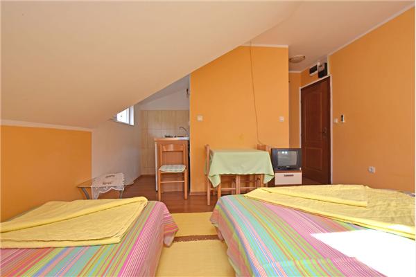 Apartment A3, for 3 persons