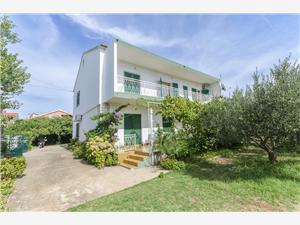 Apartmanok Secret Garden Vodice, Méret 51,00 m2, Légvonalbeli távolság 150 m