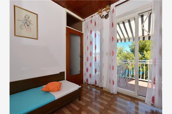 Apartment A4, for 5 persons