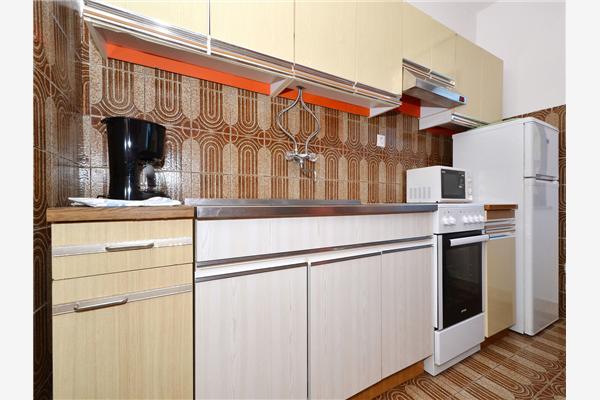 Apartment A4, for 5 persons