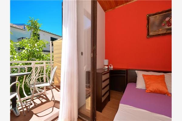 Apartment A4, for 5 persons