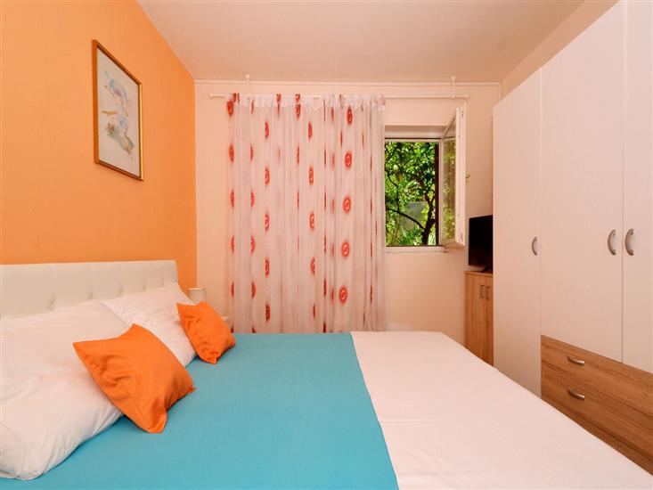 Apartment A2, for 3 persons