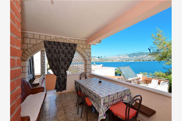 Apartment A4, for 5 persons