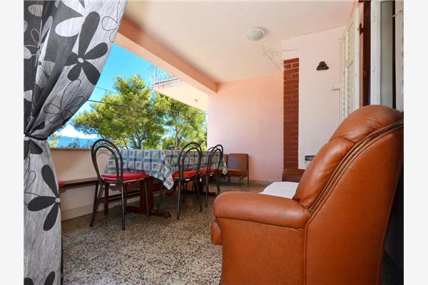 Apartment A4, for 5 persons