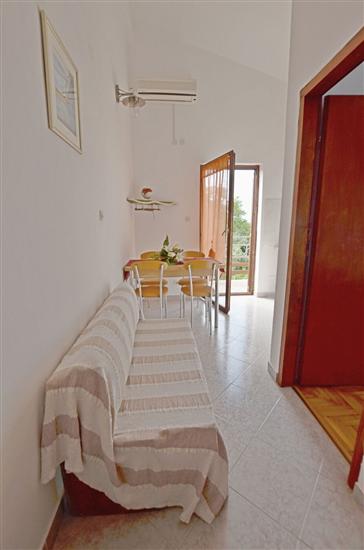 Apartment A2, for 3 persons