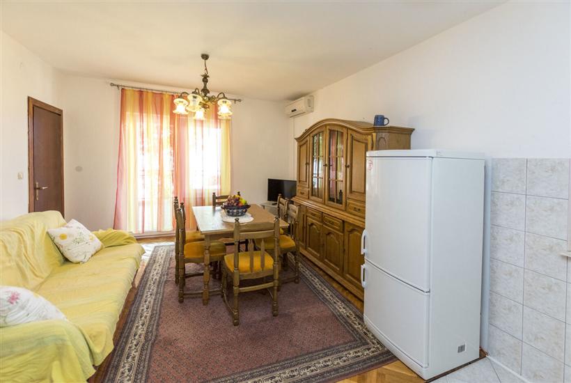 Apartment A1, for 4 persons