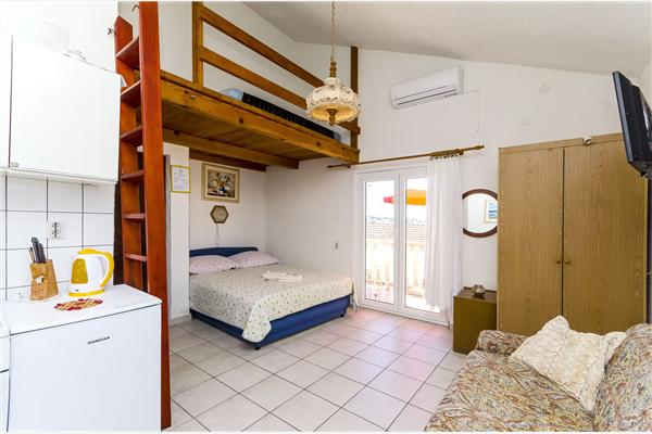 Apartment A1, for 3 persons