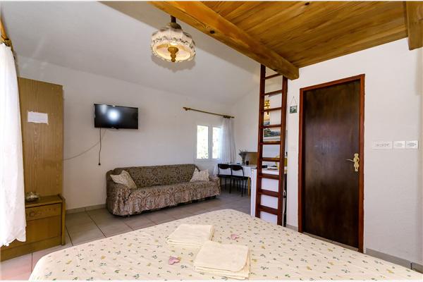 Apartment A1, for 3 persons